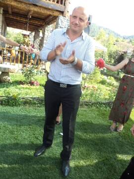 Public Photo of uomotenero