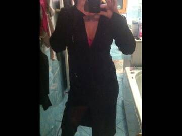 Public Photo of happy123