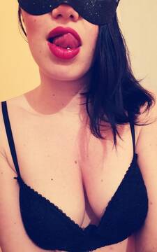 Public Photo of Conigliettagirl