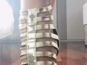 Adorazione piedi Miss